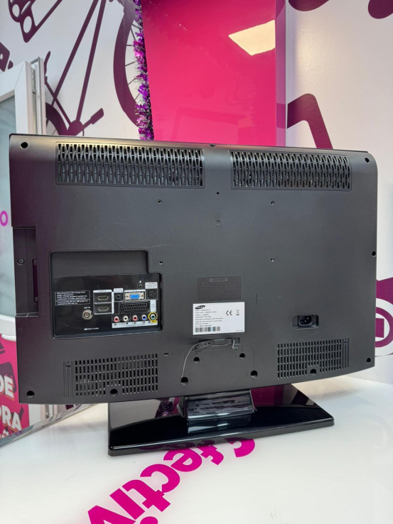 9-9-72924-2-Televisor LED Samsung 26 Le26b350f1w