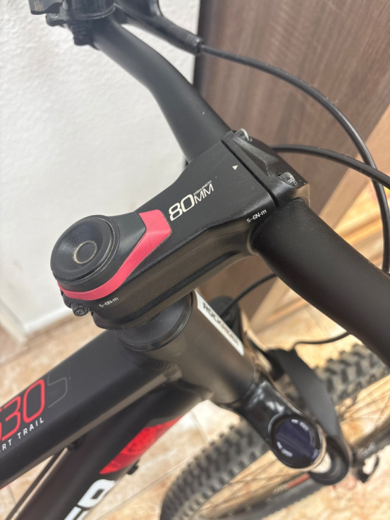 1-1-263908-6-Bicicleta Montana Rockrider St530 Talla M Negra Roja