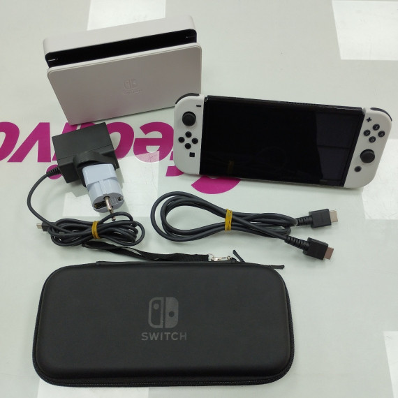 6-6-166157-2-Consola Nintendo Switch Oled Blanca
