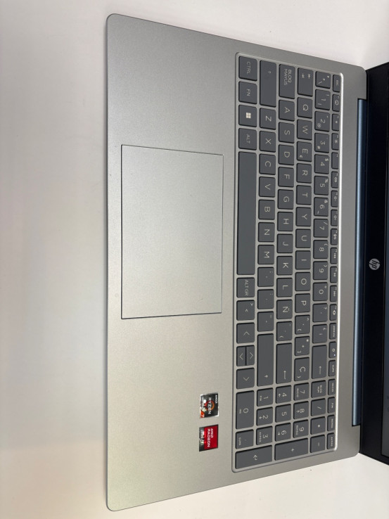 1-1-267688-3-Ordenador Portátil Hp Amd Ryzen 7 7730U 16 1T 