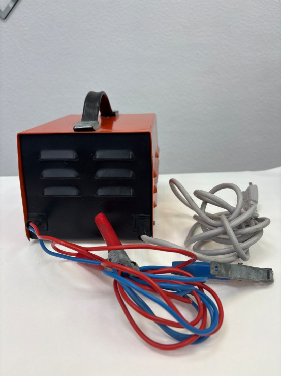 1-1-267664-2-Equipamiento Taller Cargador Absaar Batterie 4