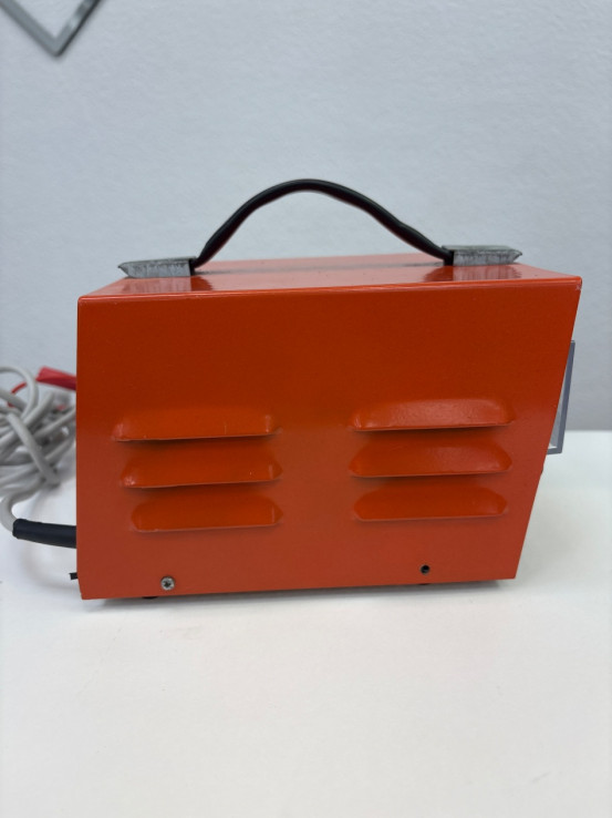 1-1-267664-4-Equipamiento Taller Cargador Absaar Batterie 4