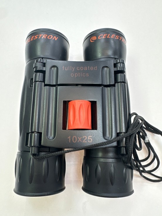 1-1-267262-2-Prismático Binocular Celestron 71133