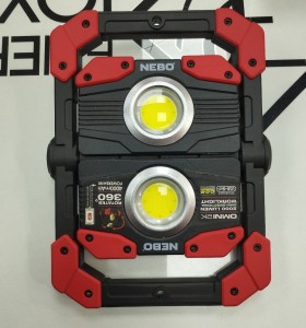 6-6-166200-1-Lámpara Portátil Taller Nebo Omni 2K