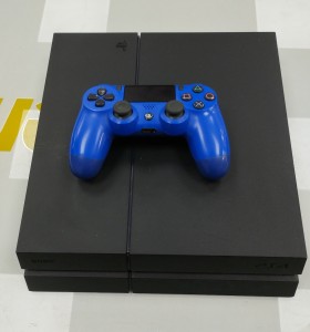 6-6-166226-1-Consola PS4 Fat 500Gb 