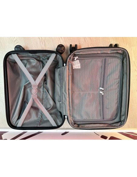9-9-74625-4-Maleta viaje amazon basics cabina 35 ancho, 25 profundo expansible, 53 de alto 