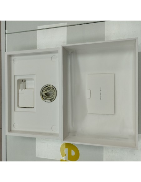 6-6-166159-5-Ordenador Portátil Apple MacBook Pro 13 2020 I5 8Gb 256GB