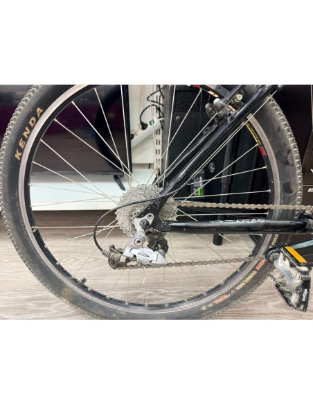 7-7-83800-2-Bicicleta Montana Kona 7005