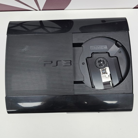 8-8-75016-3-Consola PS3 500Gb 