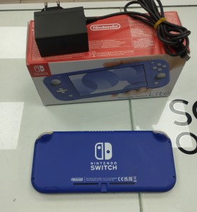 6-6-166459-1-Consola Nintendo Switch Lite HDH-001 2