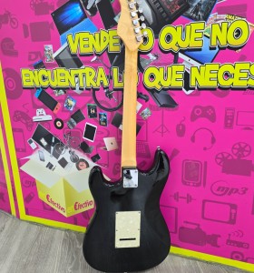 7-7-84129-1-Guitarra Electrica Stx Strat Style  2