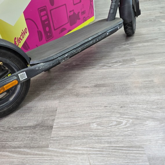 7-7-84127-2-Monopatin electrico Xiaomi Scooter 4 