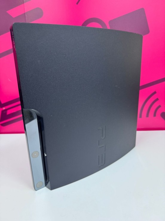 7-7-84067-2-Consola PS3 Slim 120g