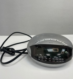 1-1-266834-1-Radio Portátil Despertador 2