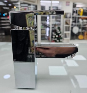 8-8-75127-1-Grifo baño Griferia 2000(Nuevo)