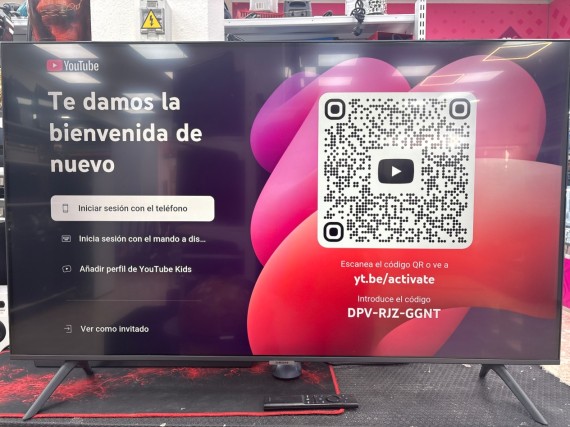 1-1-259654-1-Televisor LED SMART Samsung UE43AU7105K