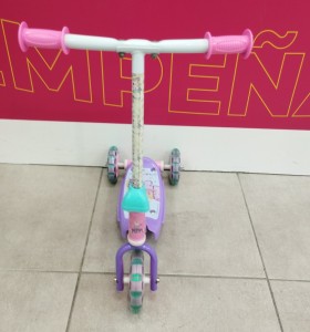 6-6-166281-1-Patinete Peppa Pig 2