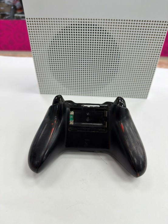 1-1-265809-3-Consola Xbox Series One Blanca 1T