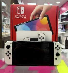 7-7-80323-1-Consola Nintendo Switch Oled