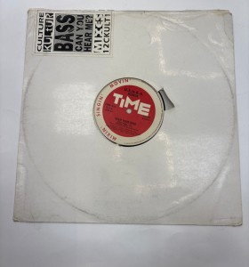 1-1-267603-1-Vinilo bass can you hear me