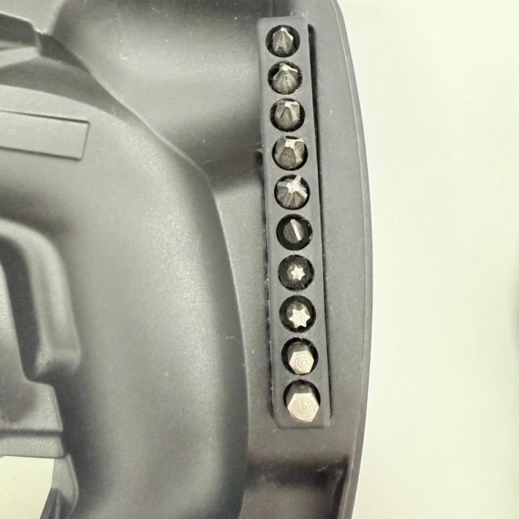 8-8-75208-2-Atornillador Electrico A bateria BOSCH IXO 7