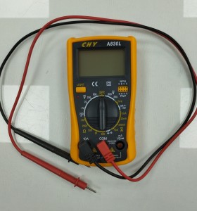 6-6-166271-1-Multímetro Chy A830l