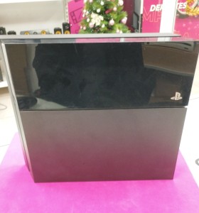 6-6-166493-1-Consola PS4 Fat 500gb 2
