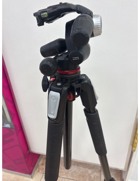 1-1-266214-3-Fotografía Y Videocámaras Manfrotto 055 Tripode