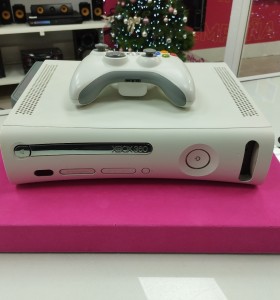 6-6-166505-1-Consola Xbox 360