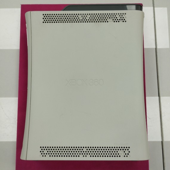 6-6-166505-2-Consola Xbox 360