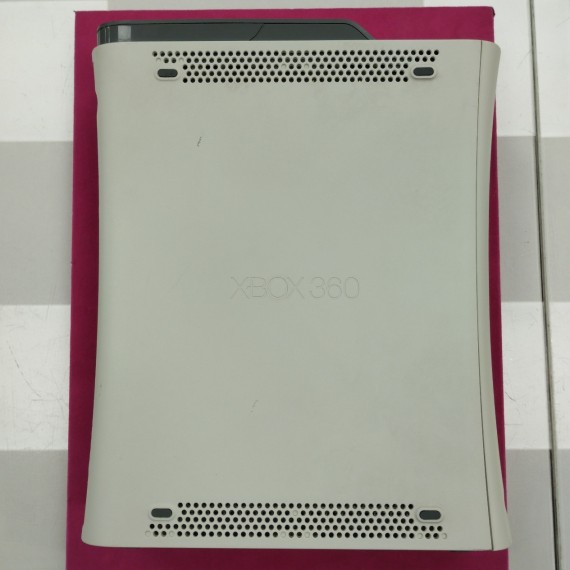 6-6-166505-3-Consola Xbox 360