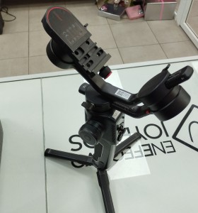 6-6-166608-1-Fotografía Y Videocámaras Gimball Moza Aircross 2 2