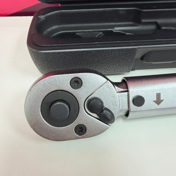 7-7-82879-4-Equipamiento Taller Llave Dinamometrica Alyco 20-200Nm