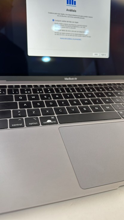 1-1-235493-3-Ordenador Portátil Apple MacBook Air A1932 i5 1.6Ghz Retina 8 128Ssd Lector de Huella