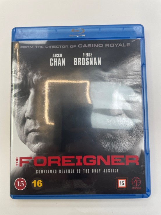 1-1-260783-1-Bluray The Foreigner 