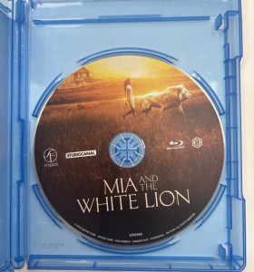 1-1-260778-1-Bluray Mia and the White Lion 2
