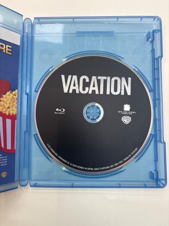 1-1-260793-2-Bluray Ett Paron Till Farsa 