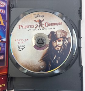 1-1-260881-1-Pitaras del caribe at worlds end 2