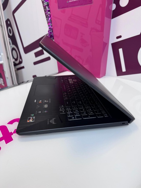 9-9-72437-3-Ordenador Portá Asus TUF Gaming FX705DT-AU018 AMD Ryzen 7-3750H 16GB 512GB SSD GTX 1650 17.3 