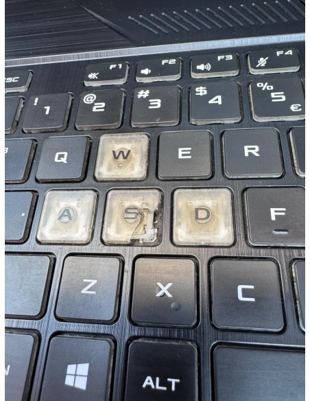 9-9-72437-6-Ordenador Portá Asus TUF Gaming FX705DT-AU018 AMD Ryzen 7-3750H 16GB 512GB SSD GTX 1650 17.3 