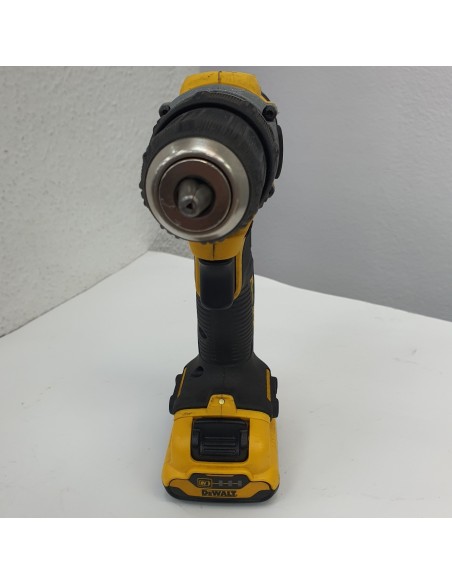 1-1-257754-4-Taladro A Bateria Dewalt Dcd701 