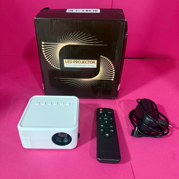 8-8-70302-1-Mini proyector LED 