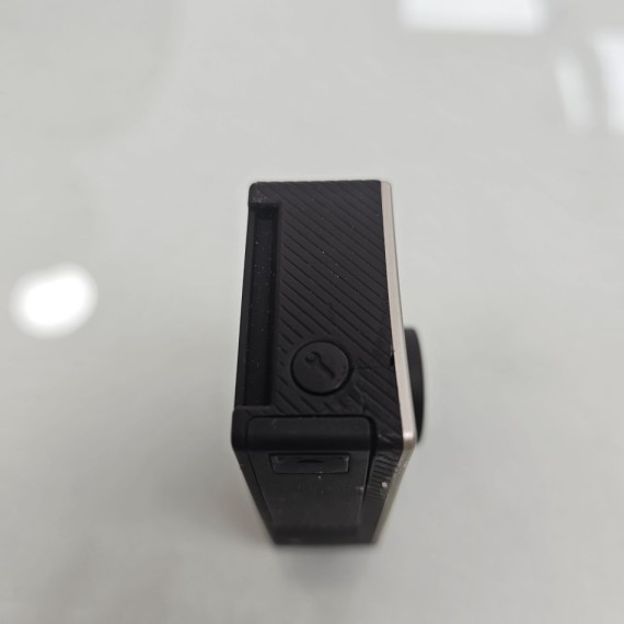 8-8-67965-7-Cámara Deportiva Go Pro Hero 4