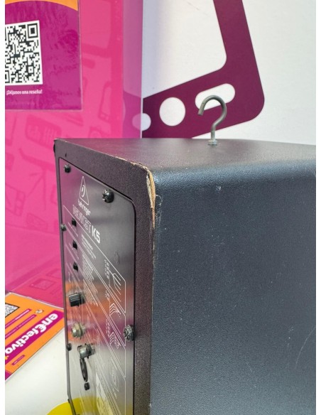 9-9-74819-5-Monitor Estudio Behringer Nekkst K5