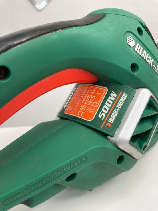 1-1-268248-5-Cortasetos BLACK DECKER GT501 500W