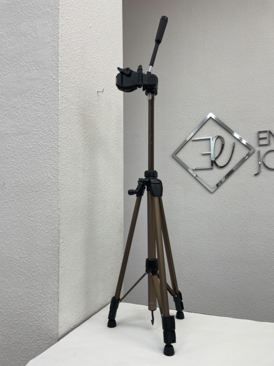 1-1-268378-2-Tripode Hama Negro