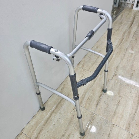 8-8-75386-4-Andador sin ruedas fijo y ajustable (hasta 100kg)