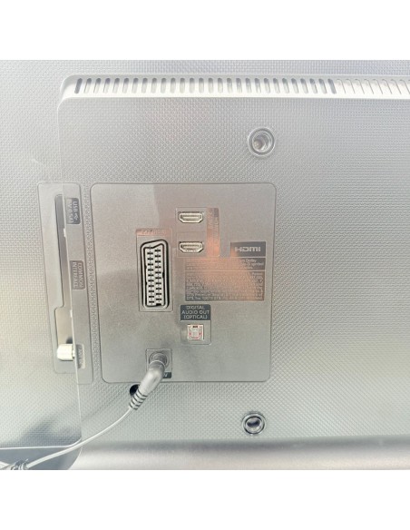 8-8-73661-4-Smartphone Samsung UE32J4000AW 