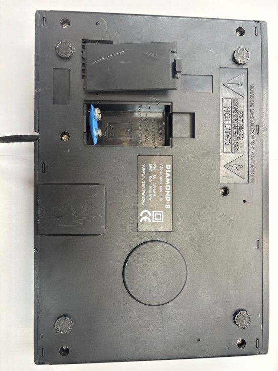 1-1-268205-2-Radio Despertador Diamond 8