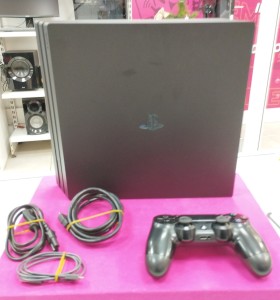 6-6-166686-1-Consola PS4 Pro 1 TB